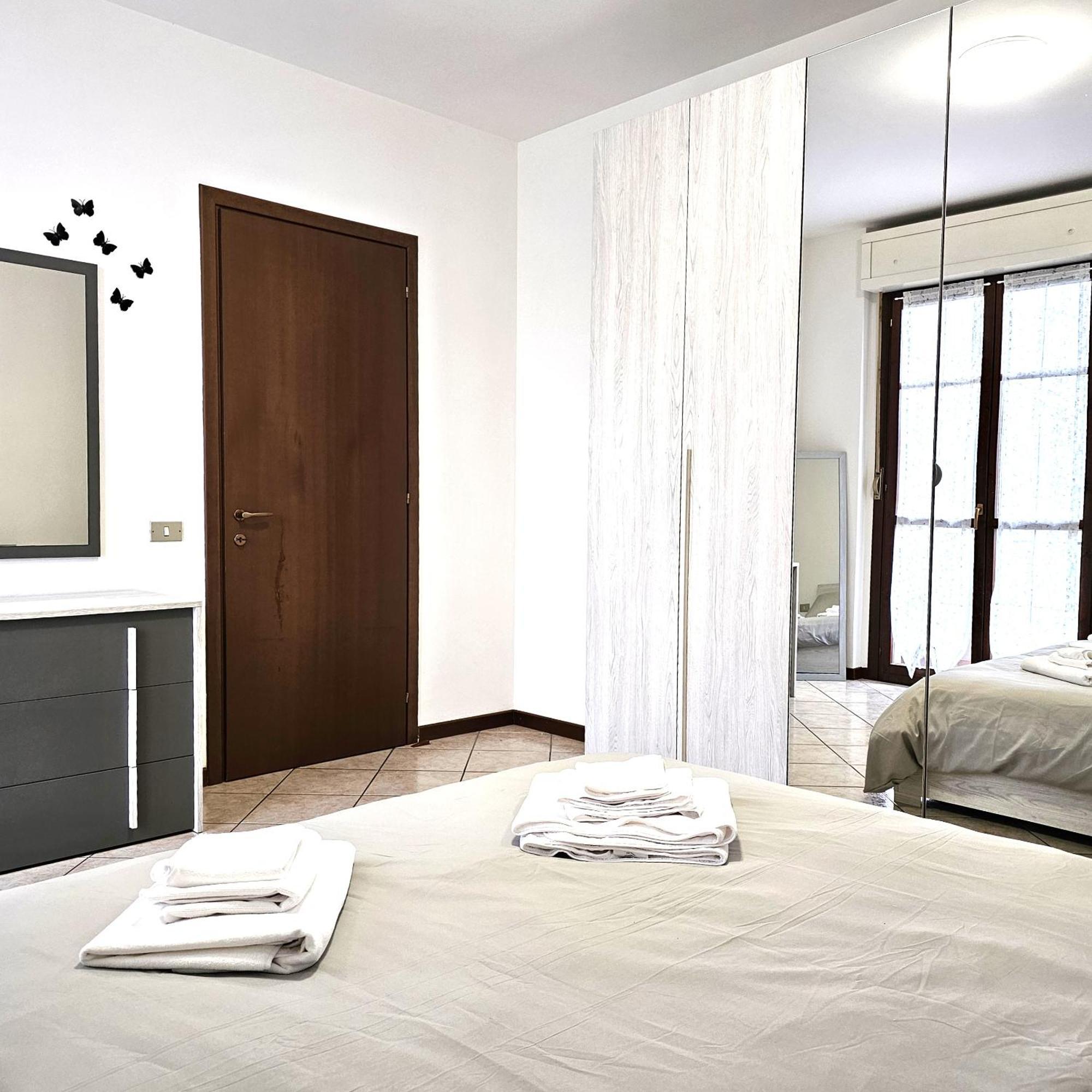 Appartamento Moderno Gallarate Exterior foto