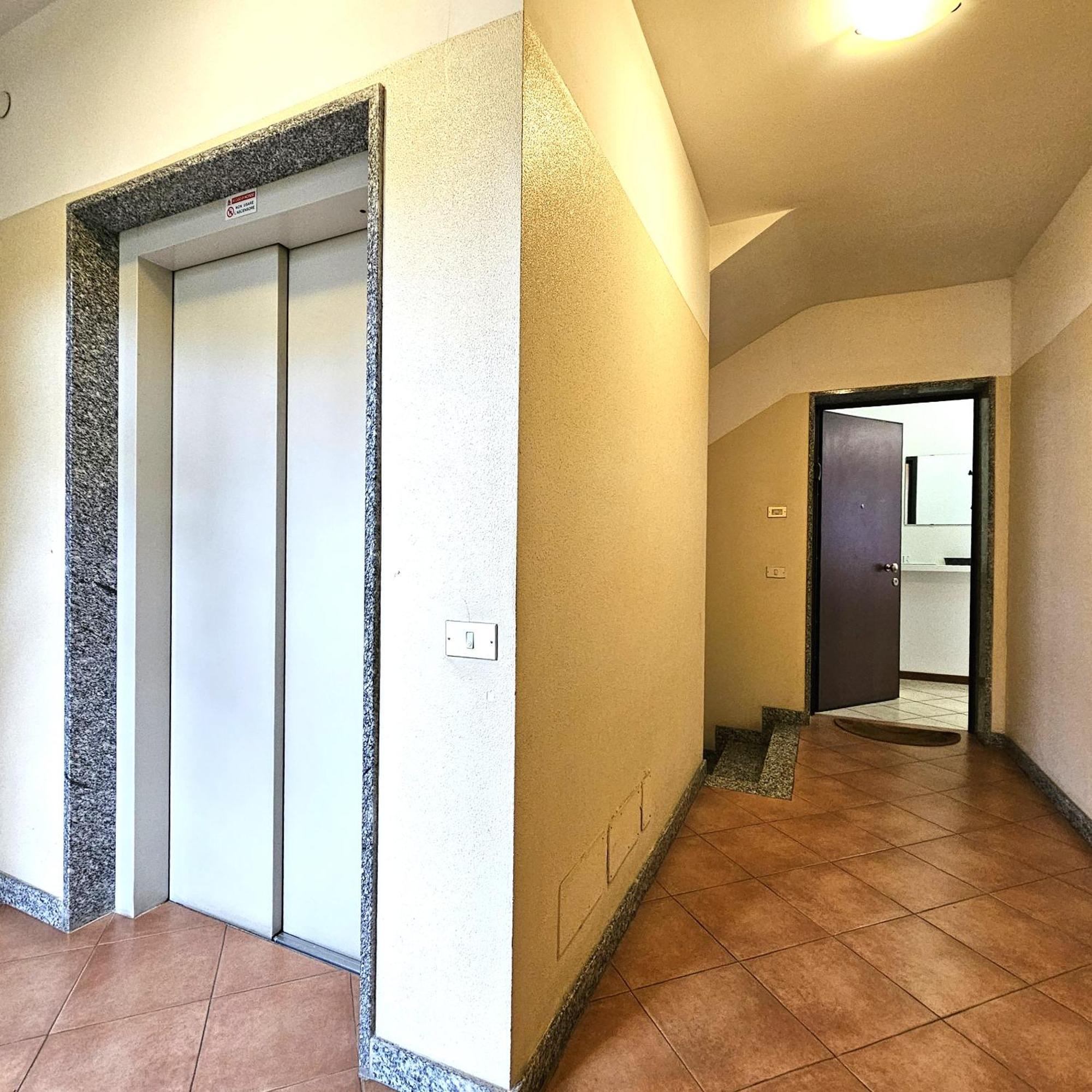 Appartamento Moderno Gallarate Exterior foto